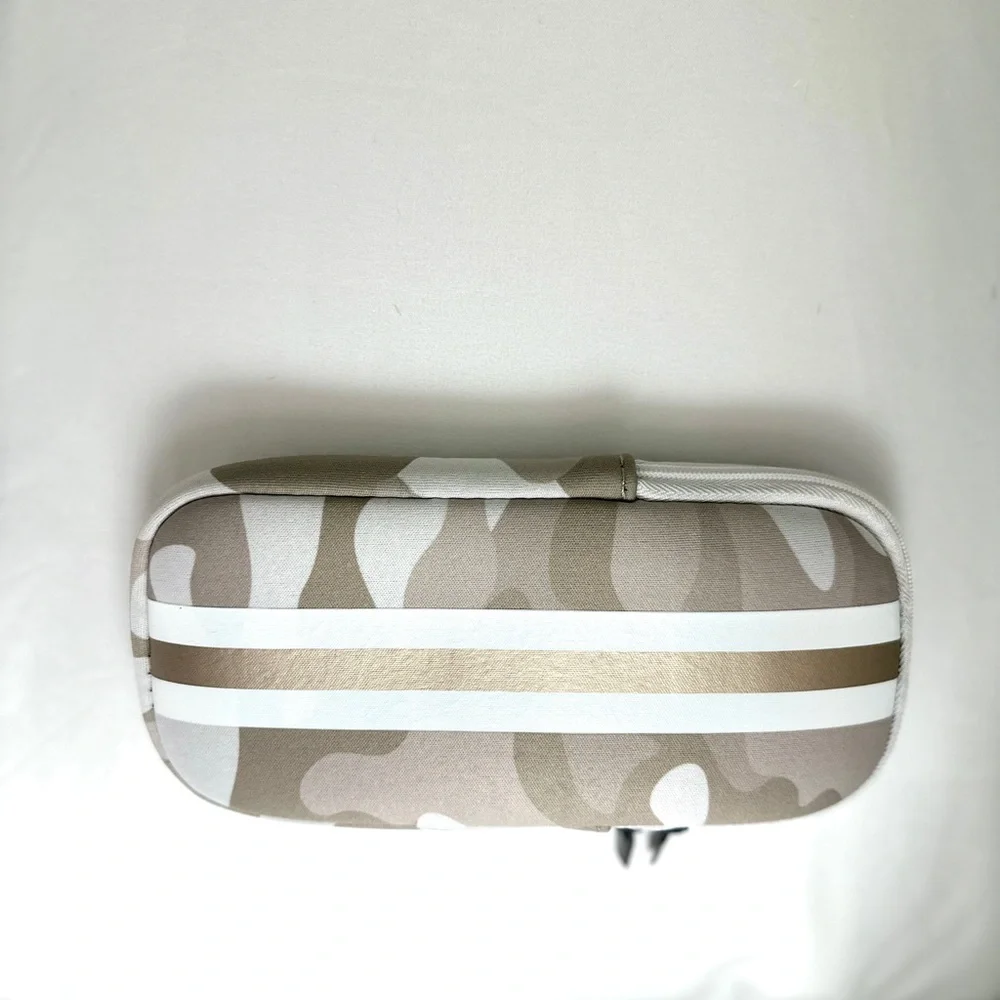 Haute Shore Neoprene Tote Cosmetic Eyeglass Wallet Wristlet Set Beach Lake - Picture 4 of 16